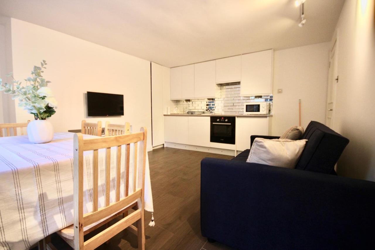 Superb Flat Near Victoria Station Apartment Лондон Екстериор снимка